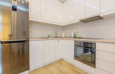 Location d’un appartement meublé et confortable de 3 pièces, 54 m², centre de Belgrade, Serbie